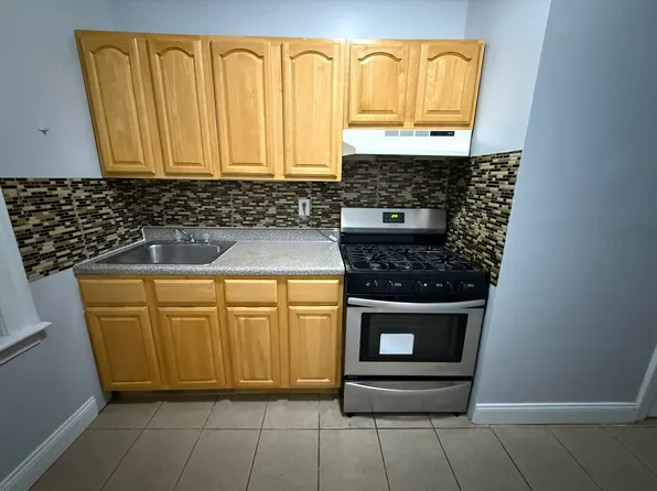 68 Glenwood Ave #42E, Jersey City, NJ 07306