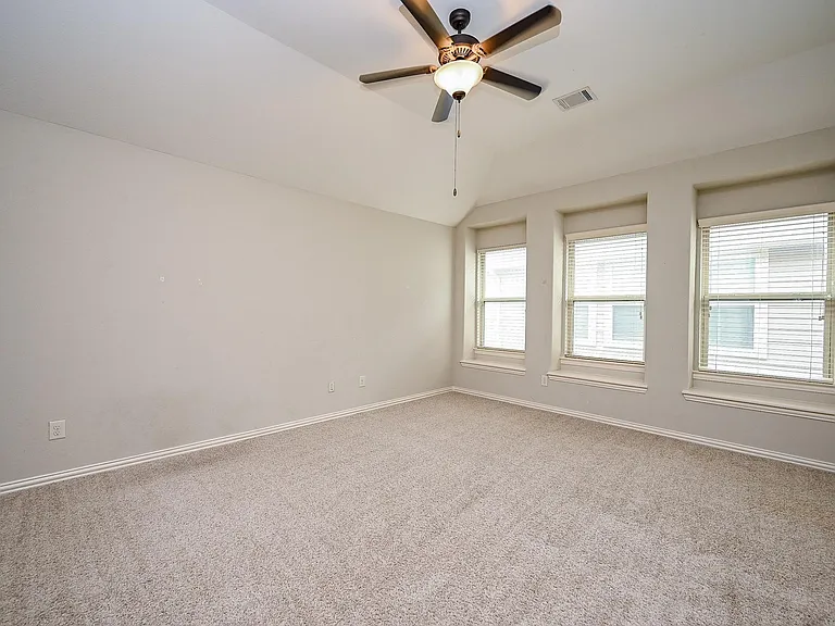 5315 Little Creek Ct — Photo 31