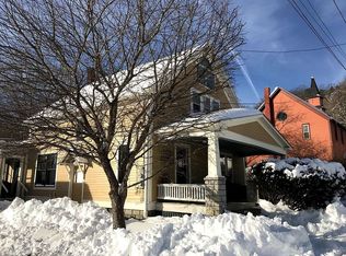 16 Lyons St, Dummerston, VT 05301