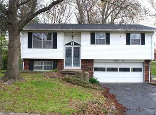 1510 Valley Forge Dr, Collinsville, IL