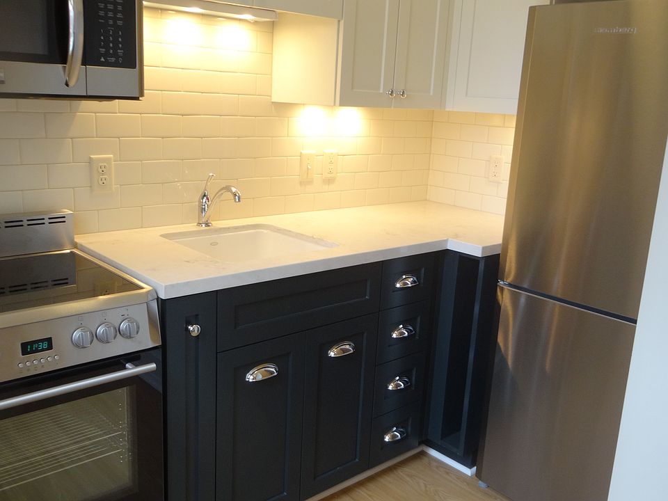 Bright Kitchen