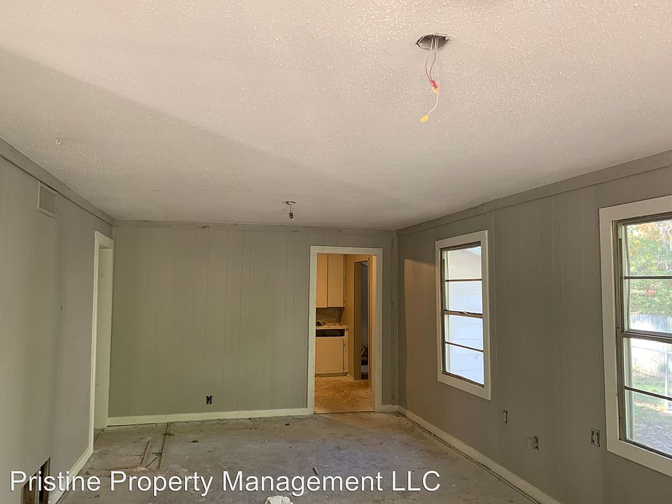 616 W Center St, White Oak, TX 75693 Zillow