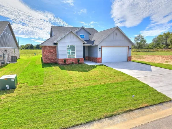 505 Blue Bird Rd, Shawnee, OK 74804