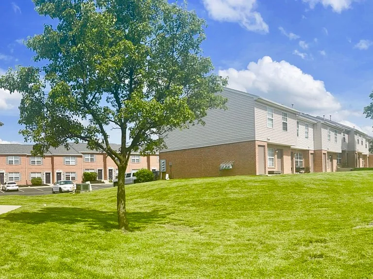 North Pointe Townhomes — Photo 9