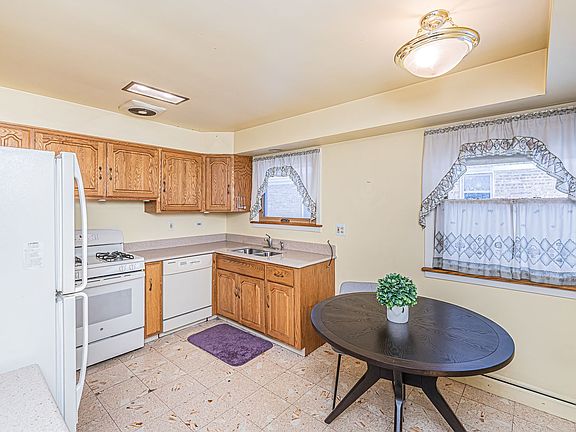 4th image of 8636 Long Ave