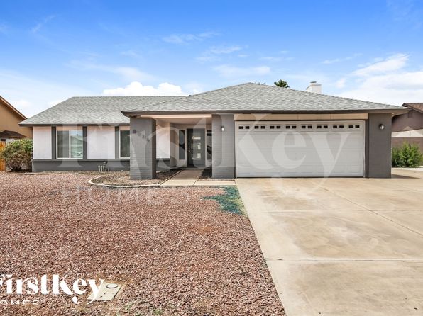 8038 W Windrose Dr