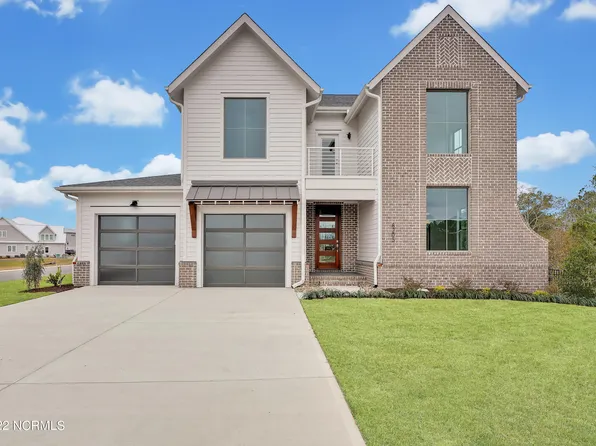 8205 Winding Creek Circle, Wilmington, NC 28411