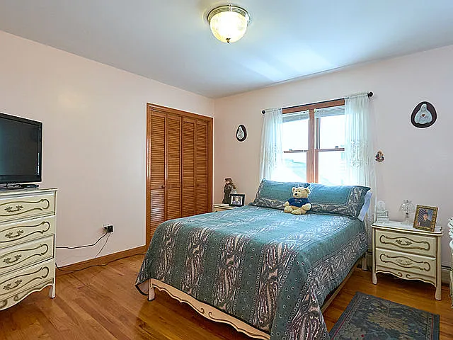 71 Oak St #71 — Photo 9