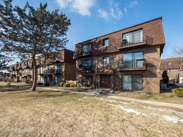 9616 Bianco Ter, Des Plaines, IL