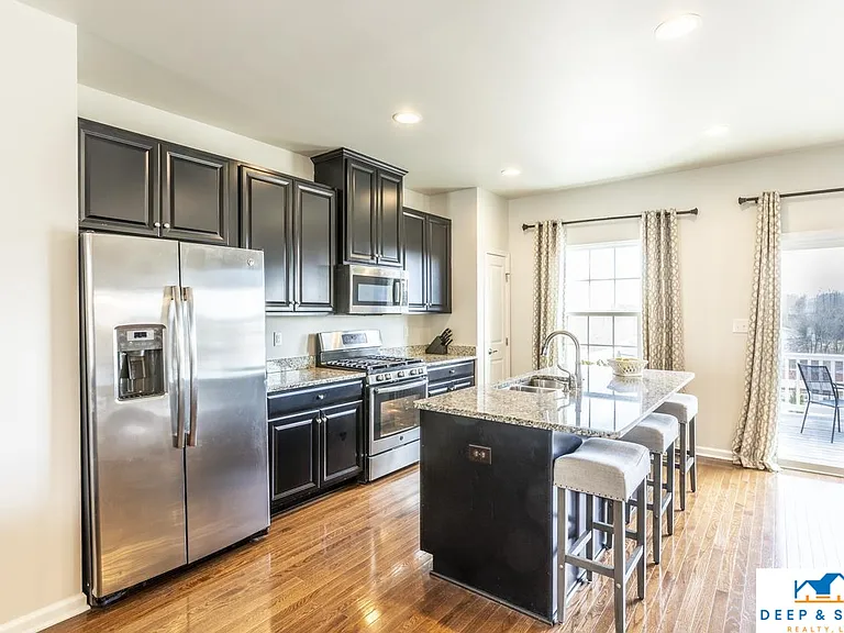 2033 Elm Tree Ct #1 — Photo 9