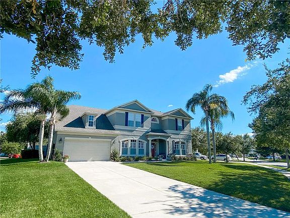 4th image of 741 Lake Cove Pointe Cir