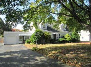 5 Wompatuck Rd, Walpole, MA 02081