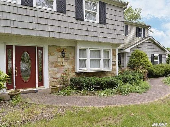3rd image of 2 Midfield St