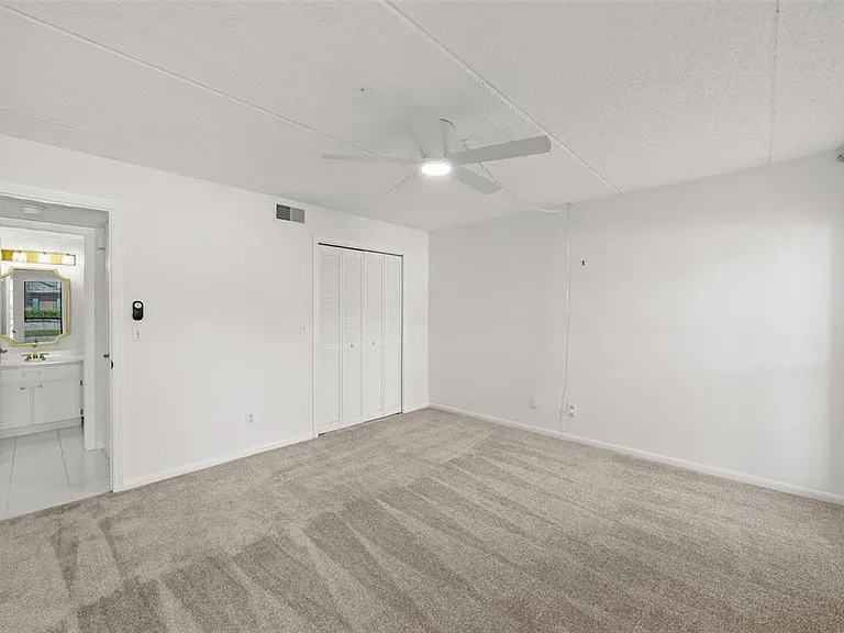 1200 Tarpon Woods Blvd #Q4 — Photo 21