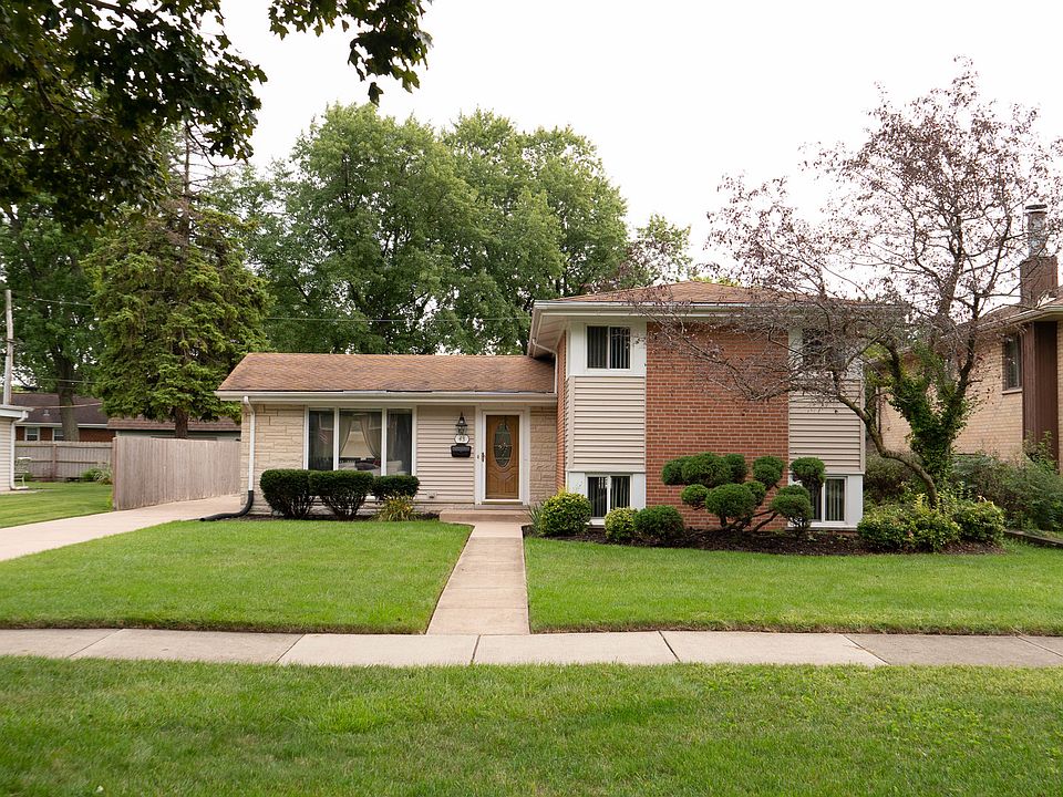 1st image of 43 Dennis Dr