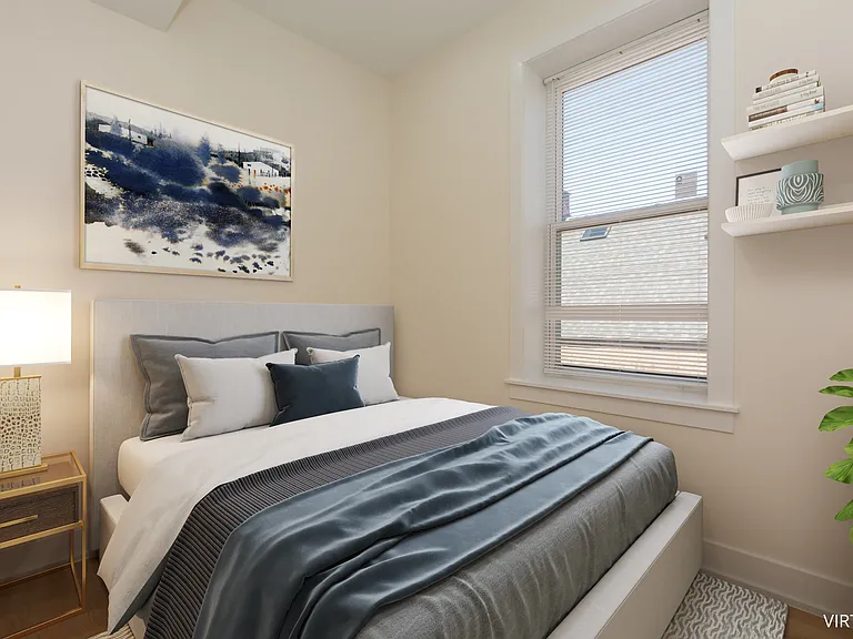 2036 N Hoyne Ave #2 — Photo 11