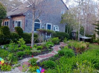 67 Sunset Rd, Oak Bluffs, MA 02557