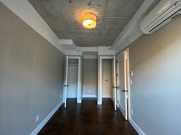 5th image of 61 Metropolitan Ave #501