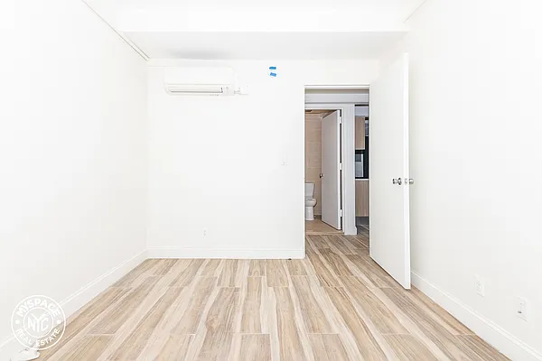 Rented by MySpaceNYC | media 41