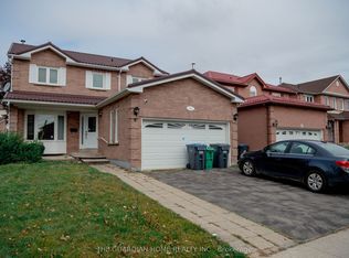 11 Burnhope Dr, Brampton, ON L6X3R8