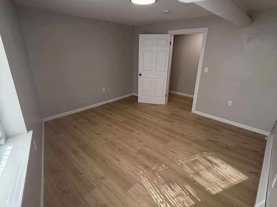 405 Main St #16