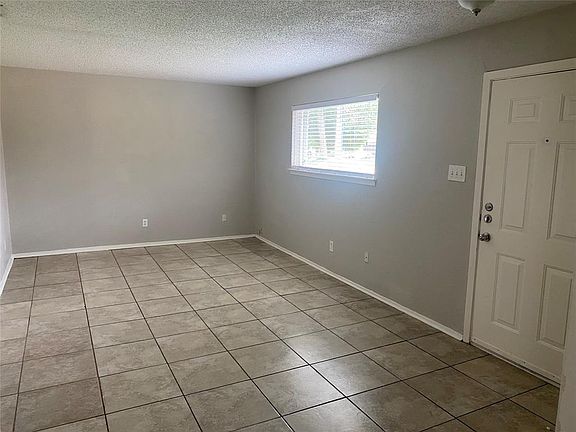 Entering into front living area