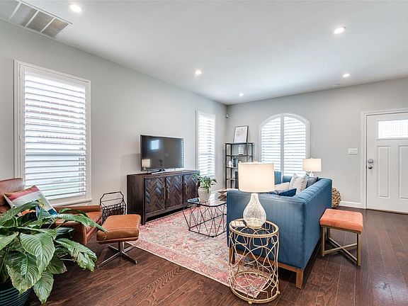 4th image of 3407 Gibsondell Ave