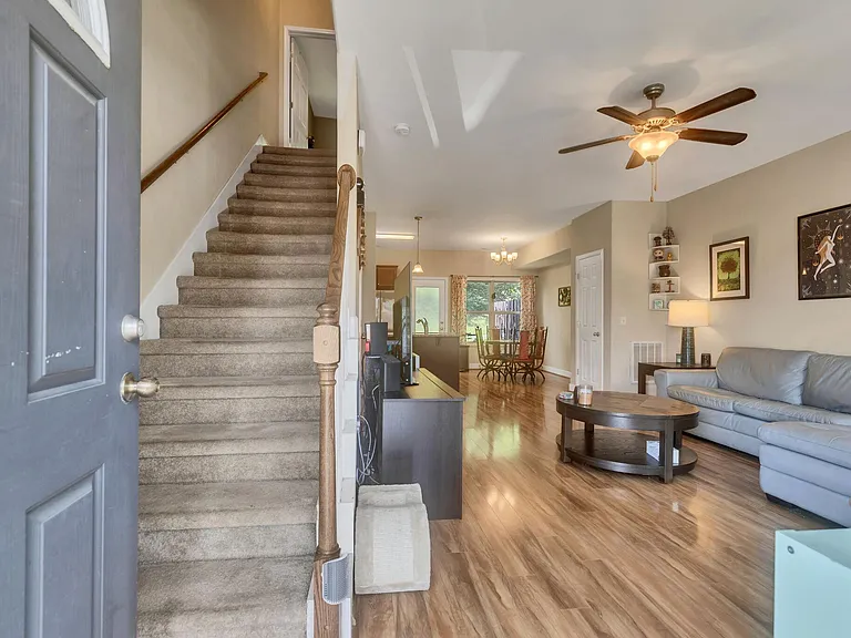2021 Pinecrest Dr — Photo 5