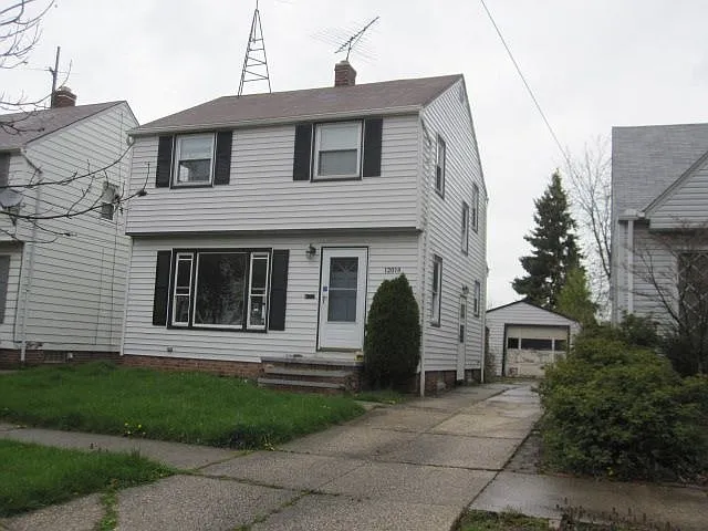 12018 Milan Ave photo 1