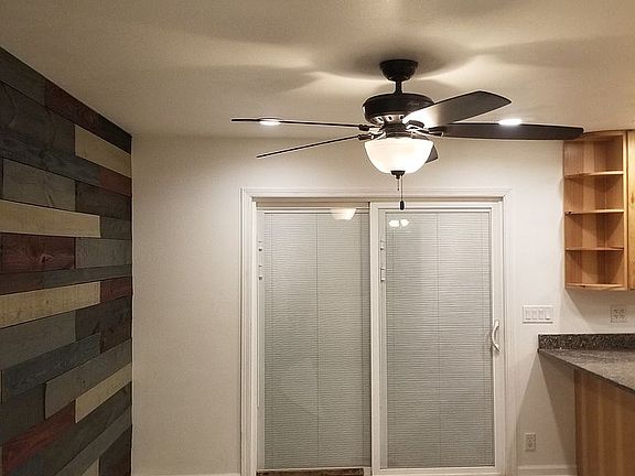 Dining area, door leads to deck