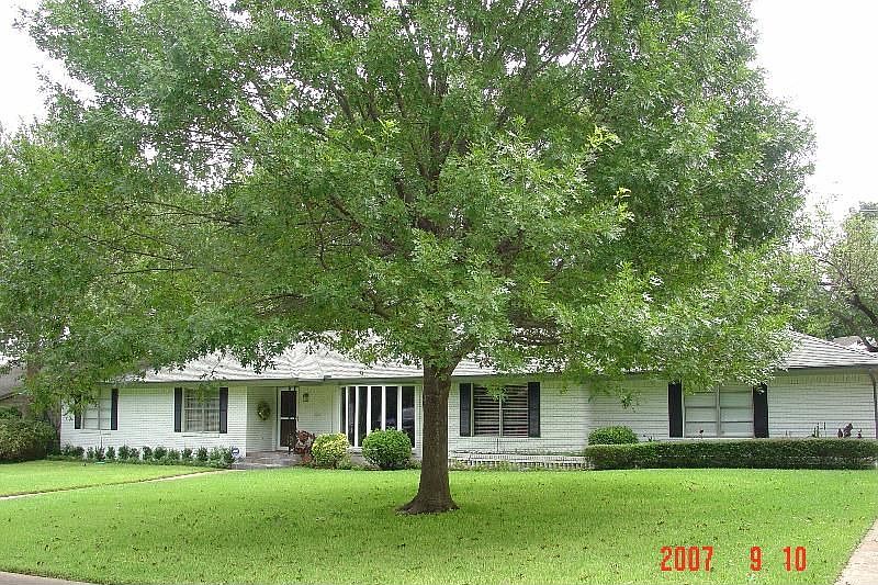 1st image of 2524 Cambria Blvd
