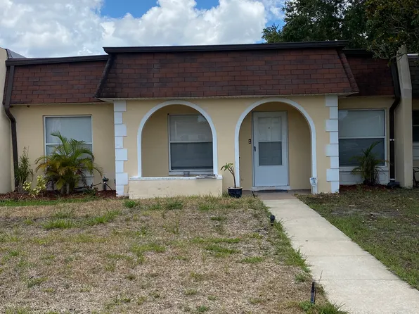 9827 86th St, Seminole, FL 33777