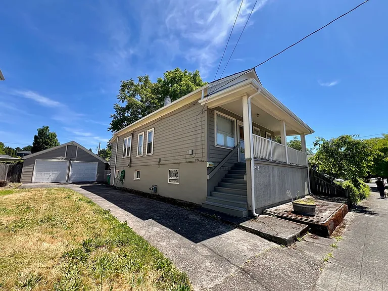 2916 SE 17th Ave — Photo 2