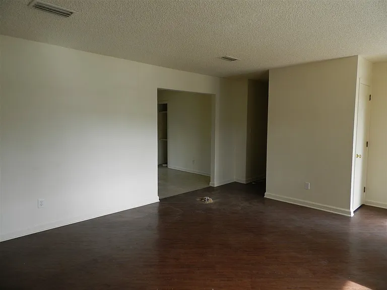 1516 W Tharpe St — Photo 8