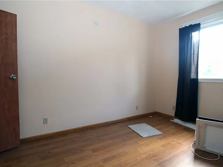 368 S Evaline St #1 — Photo 4