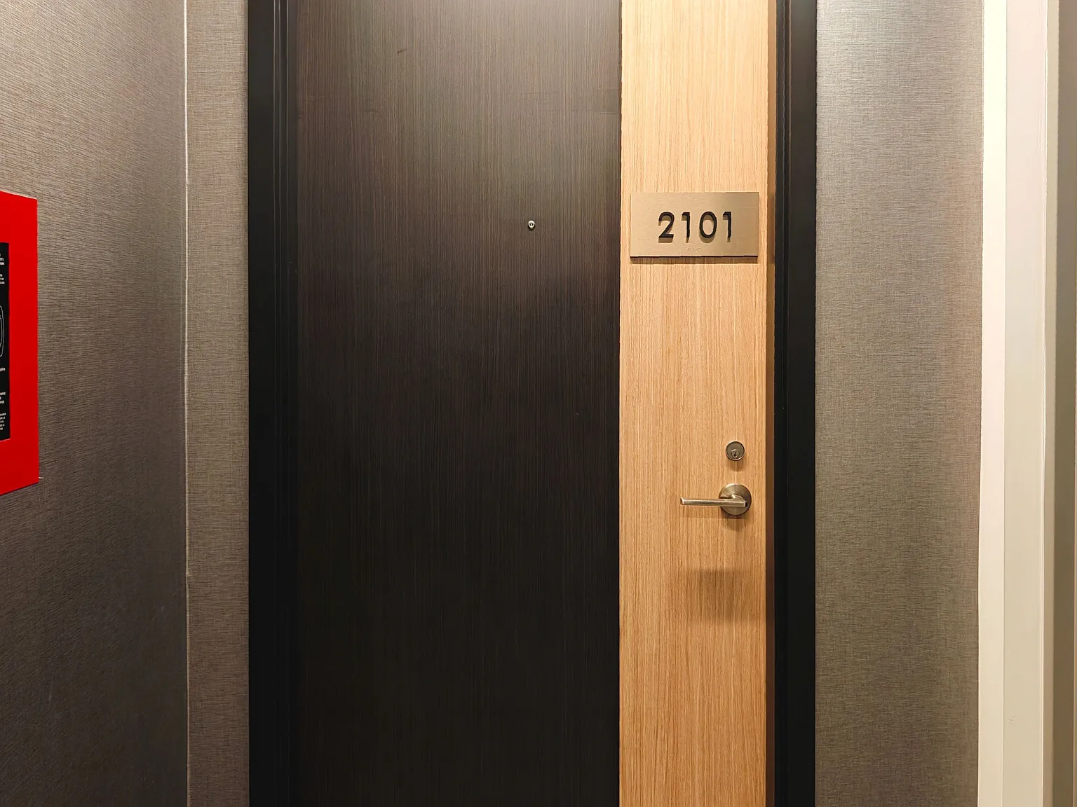 3 bed, $3,900 — Photo 1