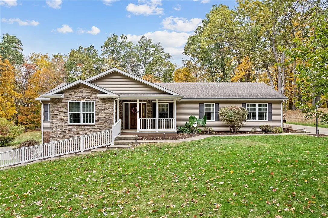 17 Oak Forest Rd photo 1