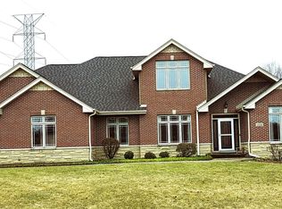 13106 Fox Hill Ct, Lemont, IL 60439