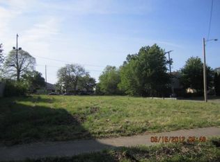 1603 Holyrood Rd, Cleveland, OH 44106