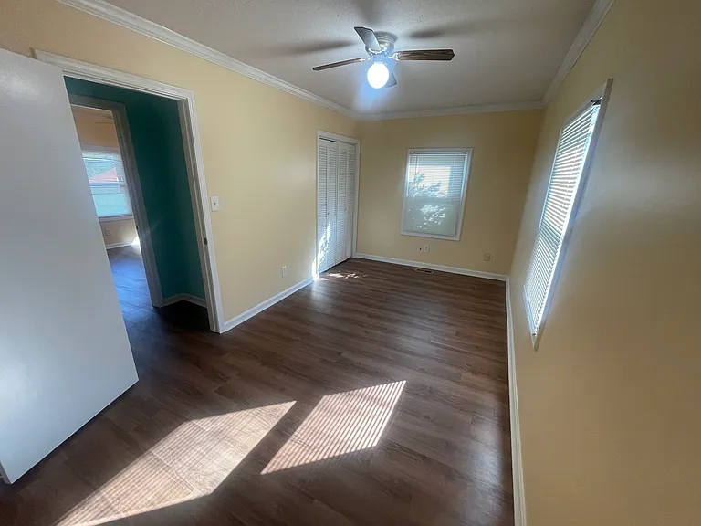5211 River Rd — Photo 19