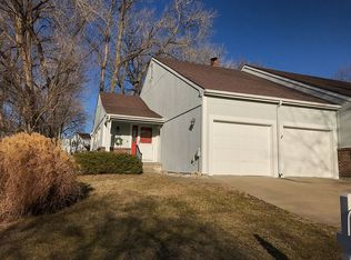 1908 Plymouth Lndg, Manhattan, KS 66503