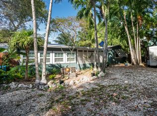 19519 Navajo St, Sugarloaf Key, FL 33042