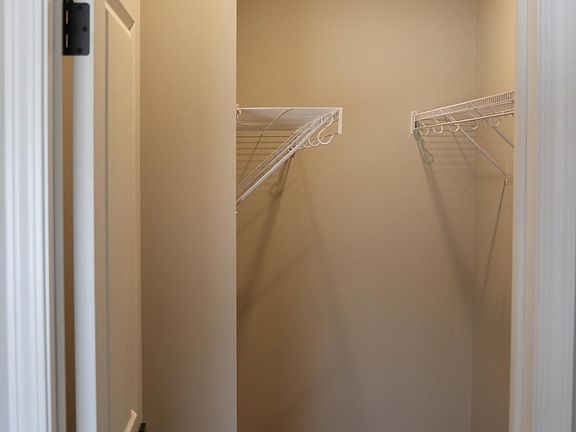 4th image of 18743 Oakmont Dr #105