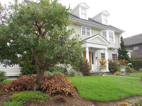 2441 NW Pettygrove St APT 1