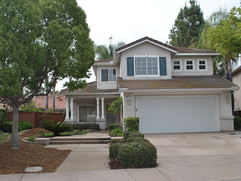 1st image of 123 Silvercreek Dr