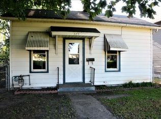 523 N 3rd St, Rockford, IL