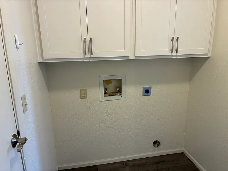 5637 W Yucca St — Photo 32