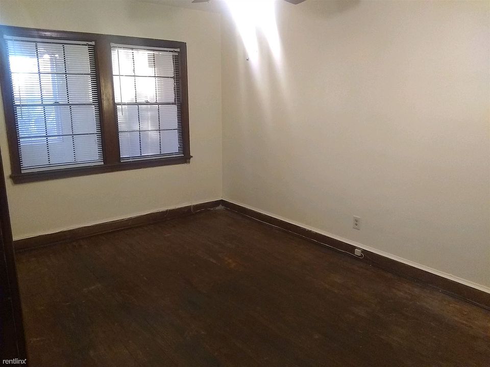 1931 Bedroom 1