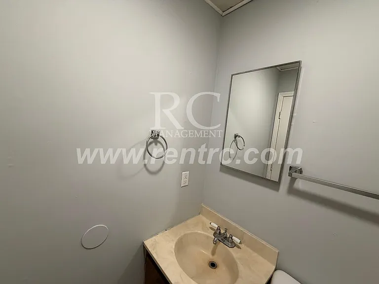 123-13 W Attica St #W — Photo 5