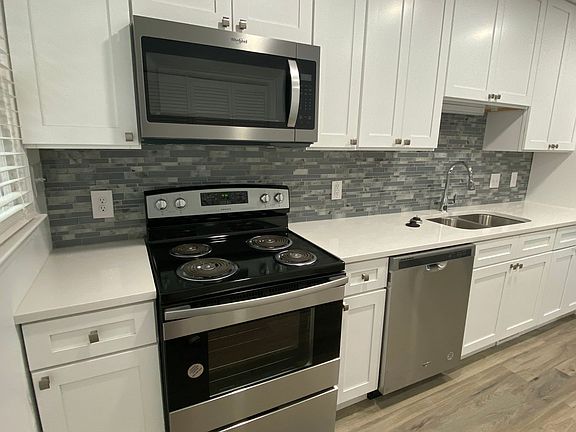 5th image of 525 Bashford Rd
